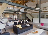 superb large barn a - 1