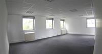 office space of 80m2 - 2