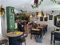 rare thriving restaurant for - 3
