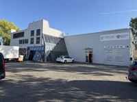 700 sq m commercial - 1