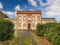 an exceptional commercial property - 1