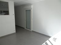 commercial space of 77m2 - 2