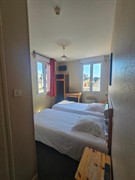 freehold hotel restaurant - 3