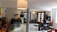 hotel restaurant with swimming - 3