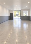 spacious commercial premises near - 2