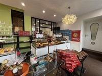 pastry chocolate shop for - 3