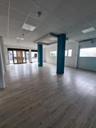 perfect condition commercial space - 1