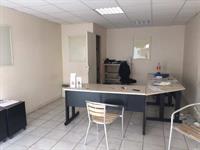 commercial shop with 25m2 - 1