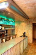 restaurant with kitchen extraction - 2