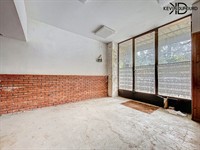 commercial premises of 59 - 2