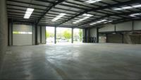 commercial space of 820m2 - 3