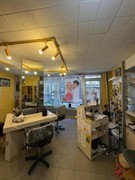 unisex hair salon for - 1