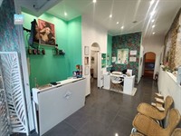 a 90m beauty salon - 1