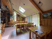 thriving mountain restaurant themed - 3
