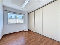 79 sqm professional office - 3
