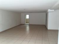 commercial space of 81m2 - 3