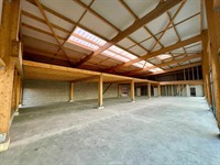 new 1800 m commercial - 3