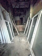 affordable three-room commercial property - 3