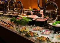 high-turnover restaurant with 210 - 1