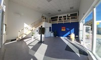 bright commercial space with - 2