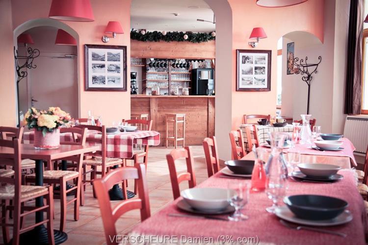 Buy a restaurant with hotel in bourg saint maurice