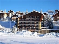 2 hotels the heart - 1