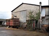 local immobilier 900m2 a