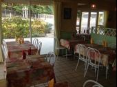 restaurant creperie pizzeria located