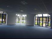 offices of 144 m2