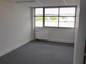 two office spaces nimes