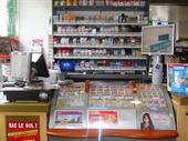 bar with tobacco press