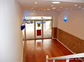 retail space of 60m2