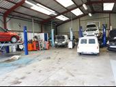garage commercial premises le