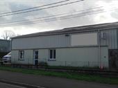 industrial space of 304m2