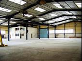 industrial premises of 1350m2