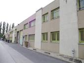 industrial space of 282m2