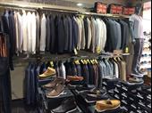 retail shop asnieres sur