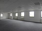 office space of 585m2