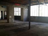commercial space egreville for