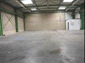 commercial space saint thibault