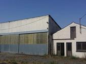 commercial space egreville for