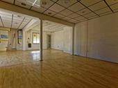 commercial space saint pierre