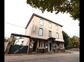 hotel-restaurant premises for sale