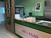 fast food snack bar