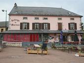 hotel restaurant business town